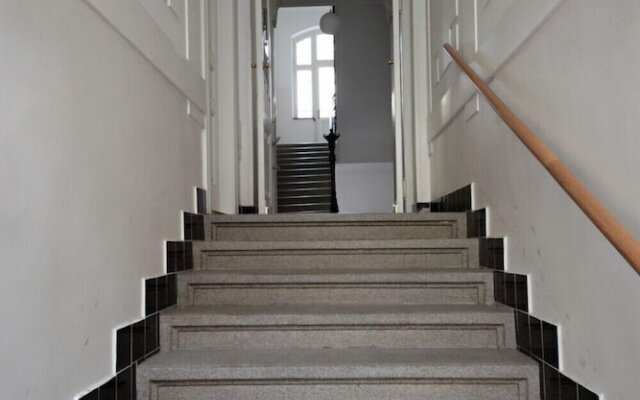 City Castle Aparthotel