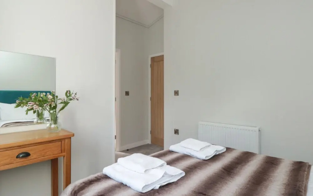 Honeysuckle Lodge