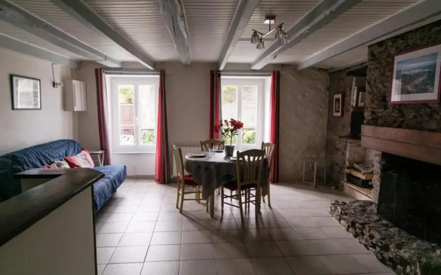 Appartement Le Palais, 2 pièces, 4 personnes - FR-1-418-68