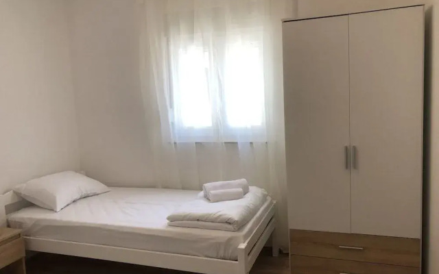 Lovely house Ena -near the beach, in a very quiet area