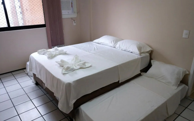 Apartamento a 200m feirinha beira mar