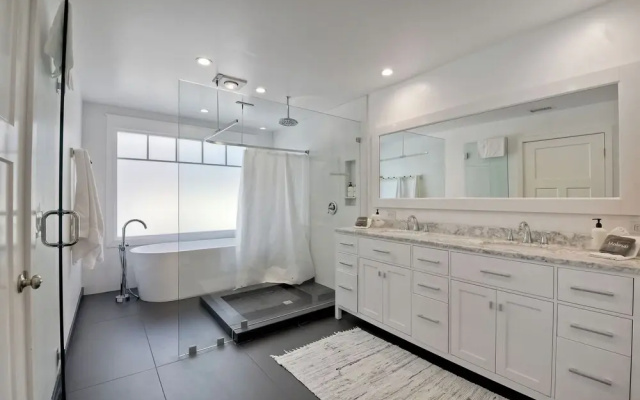 3636 Carlsbad Blvd - Entire Home