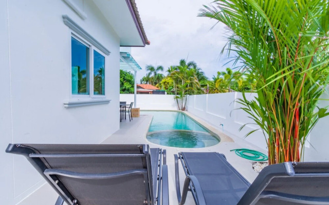 Modern 4 Bedroom Pool Villa - OPH1