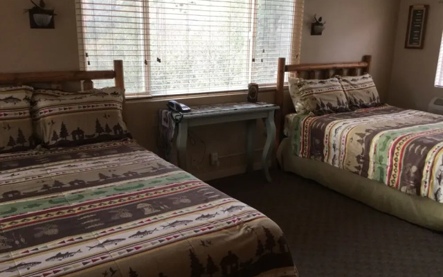 Sequoia Lodge