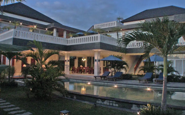 Villa Beachside