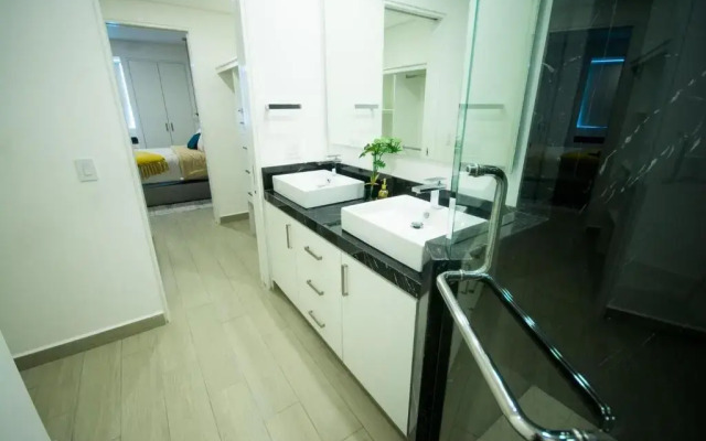 Real View Towers E105 by Casago