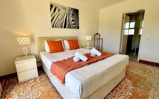 Vilamoura Golf Villa 2 by Homing