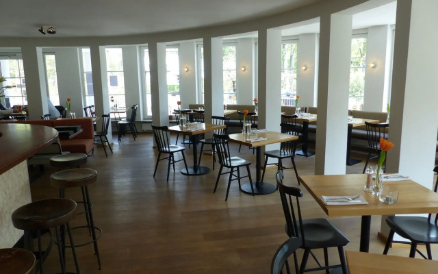 Prinz Myshkin Parkhotel