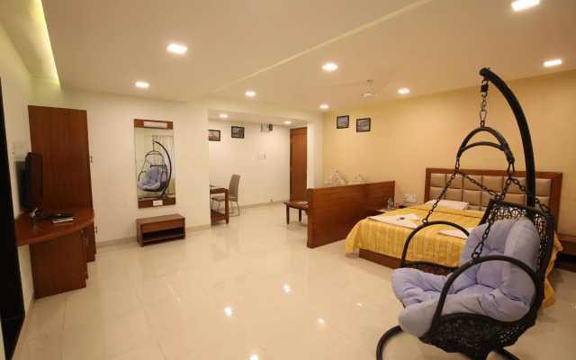 Hotel Kohinoor Square