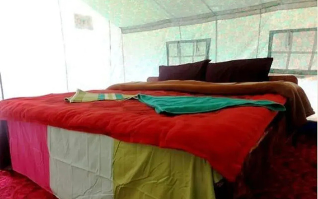 Camp Blue Waters - Pangong