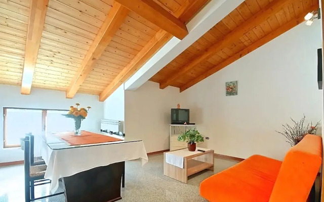Two-Bedroom Apartment in Pomjan