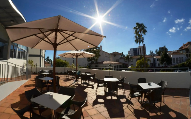 Madeira Bright Star Hotel