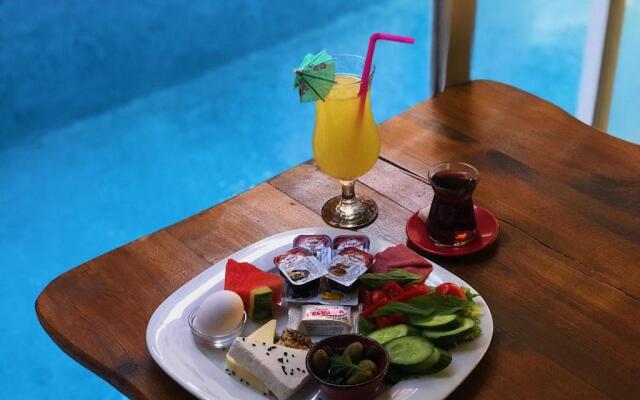 Maldives Apart Otel