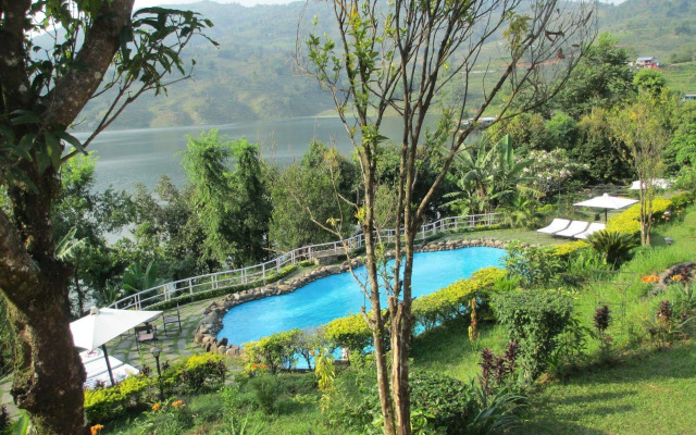 The Begnas Lake Resort & Villas