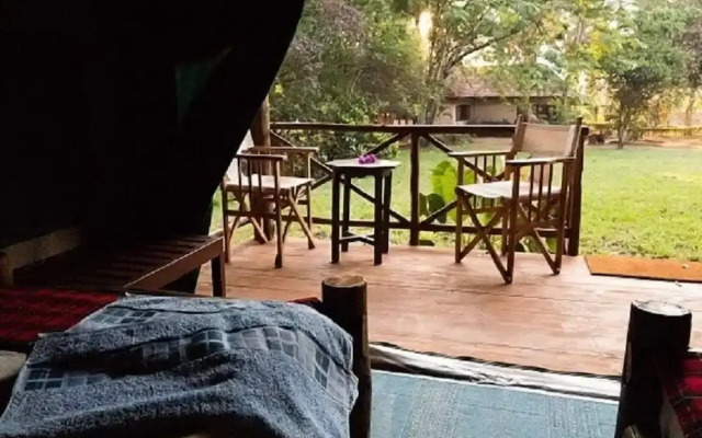 Simbamwenni Lodge and Camping