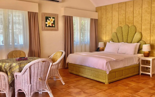 Coco Grove Beach Resort