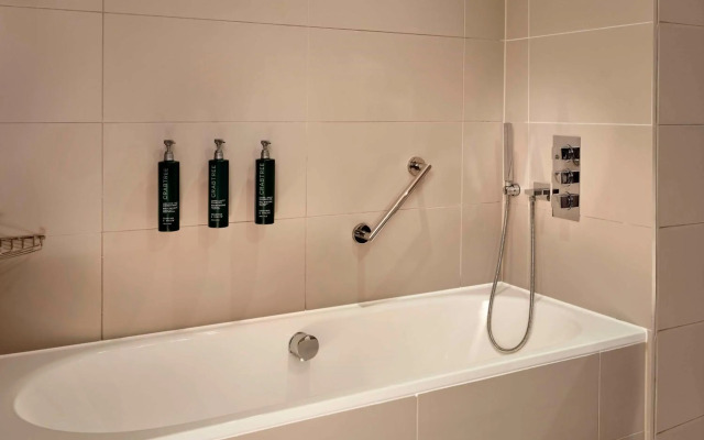 DoubleTree by Hilton Lincoln
