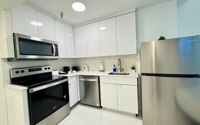 SeaStays Apartments