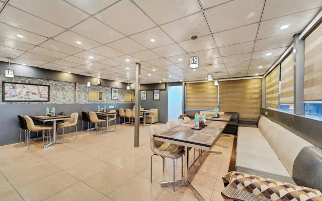 Treebo Vinayak Inn, Jagatpura