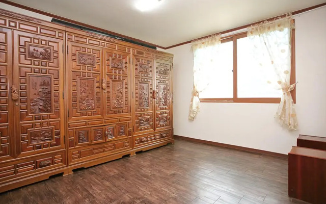 Yeoju Unique Pension