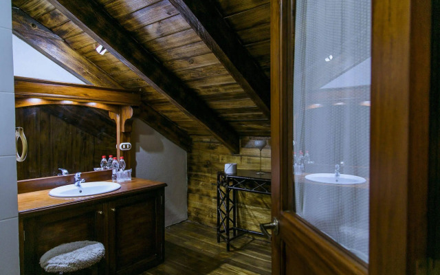 Hotel Rumipamba de las Rosas