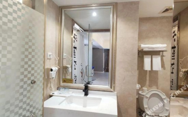 Foshan Free Hotel
