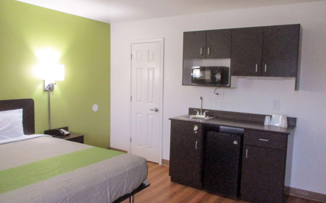 Motel 6 North Olmsted OH - Cleveland