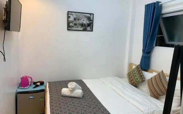 Chau Giang Hotel