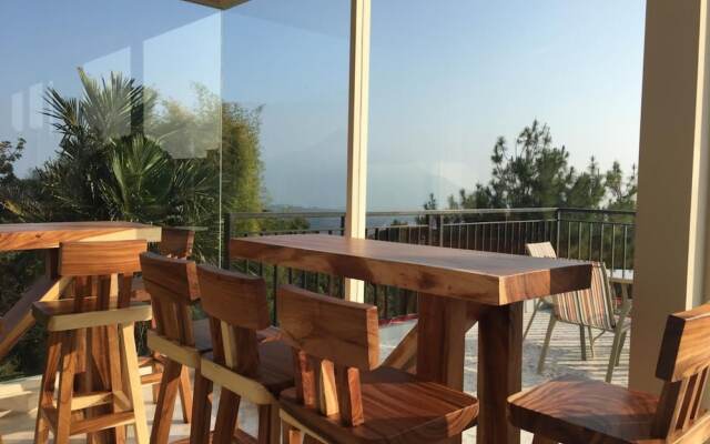 Arainn Bed And Breakfast Tretes Prigen by ecommerceloka