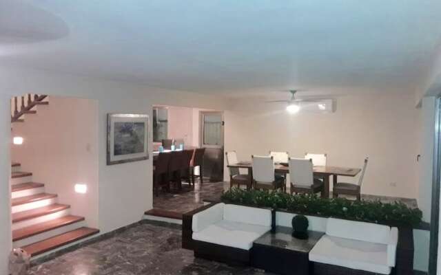 Casa Quetzal Cancun - 4 Br Home