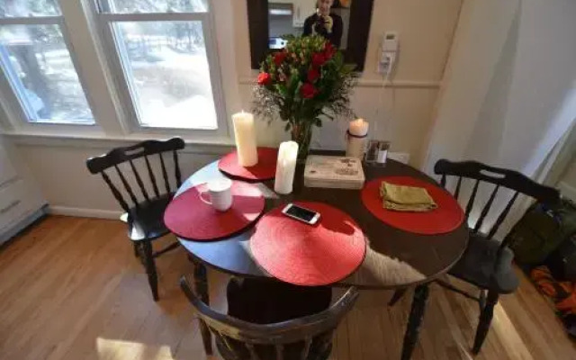 Sturgeon Pool Lake House