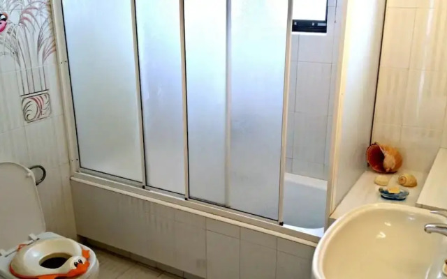 A Beautiful Sea-side Penthouse