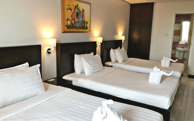 Ninong's Hotel