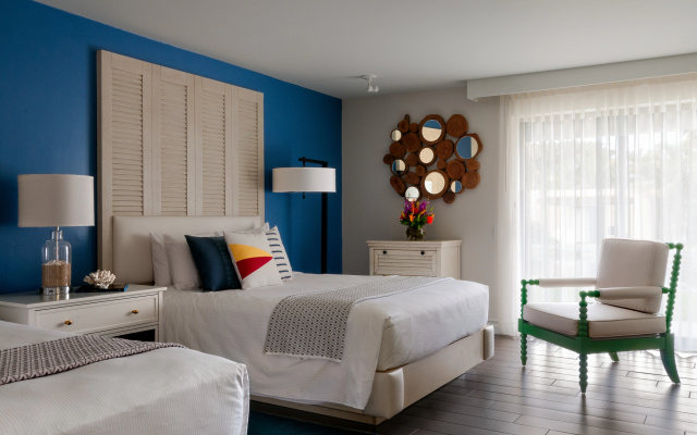 Paradise Point Resort & Spa - Image 4