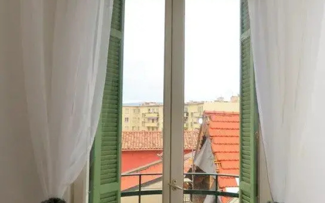 Sunny Cocoon
