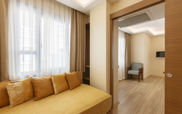 Lalahan Hotel