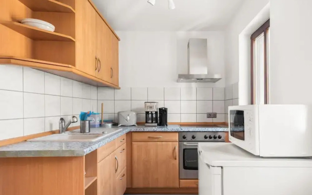 Stylish Apartment With Terrace in Sonneberg