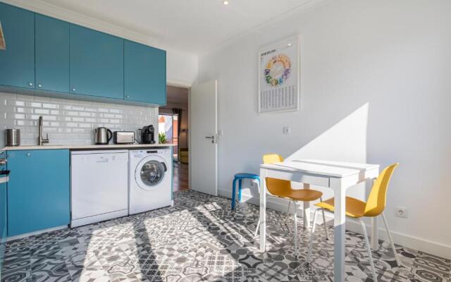 LovelyStay - Sunny 1BDR Apartment W/Terrace