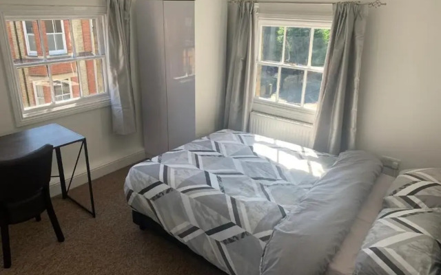 Castle Hill Resident