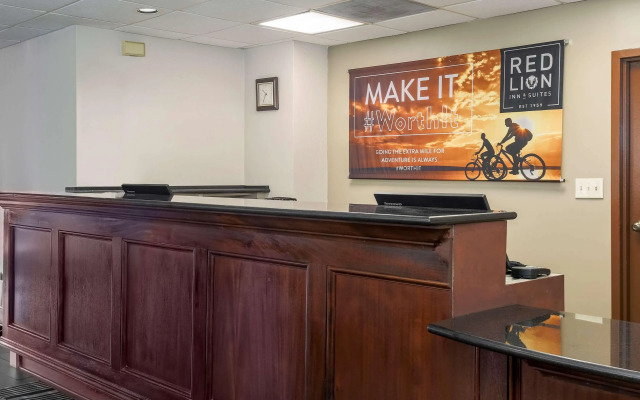 Red Lion Inn and Suites Hattiesburg