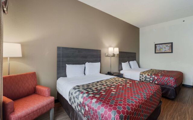 Econo Lodge Inn and Suites