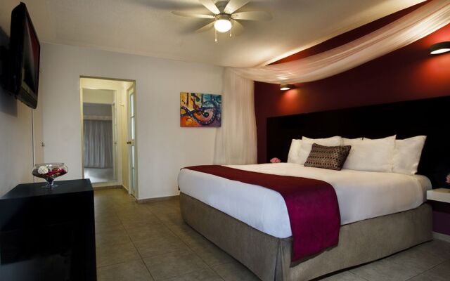 Agua Dorada Beach Hotel by Lidotel