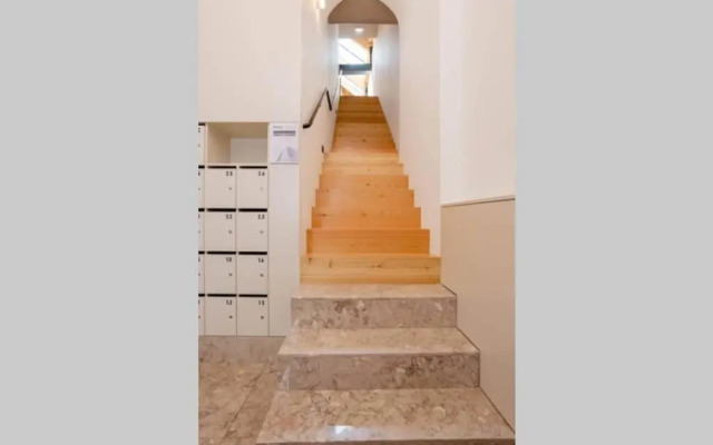 BOUTIQUE Rentals-Art & Charm II Apt w/ Terrace