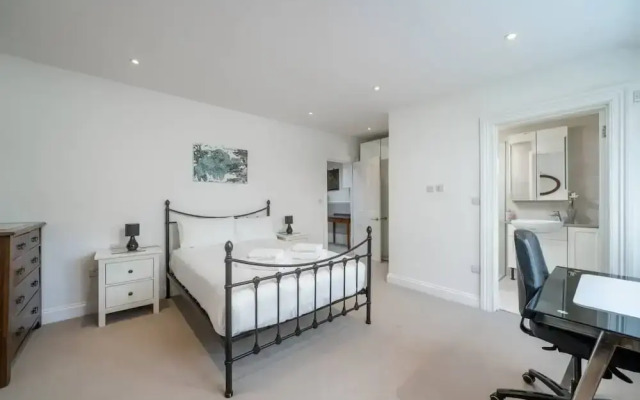 Stunning house near Notting Hill
