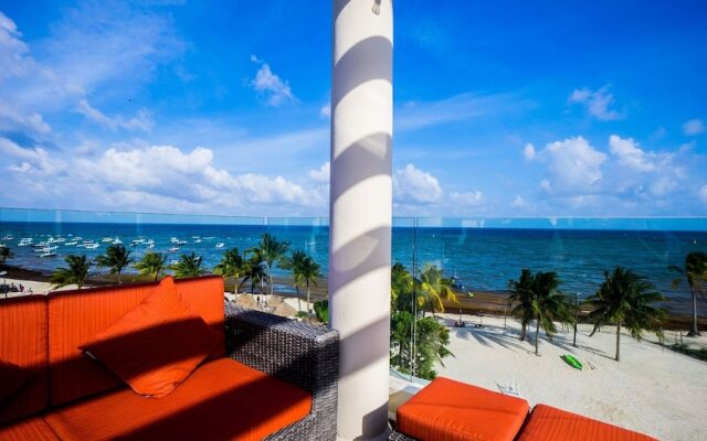 Elements Penthouse 1 2 Bedroom Condo by RedAwning