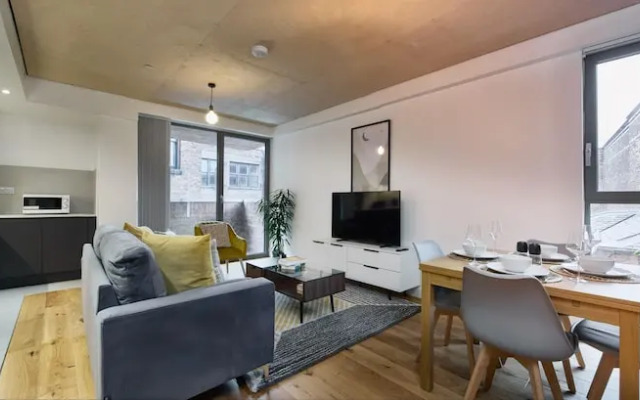 Stylish Two-bedroom Flat in the Northern Quarter