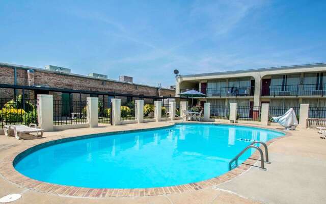 Econo Lodge Andalusia