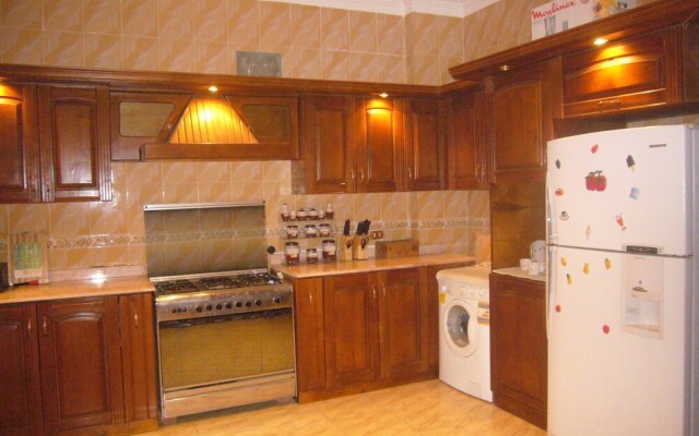 Kenzy Guest House