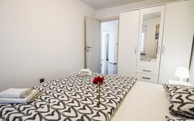 Sleek and Stylish Umag Apartments With Sea View