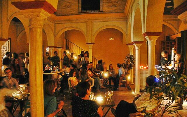 Hostel Café FRENTEABASTOS